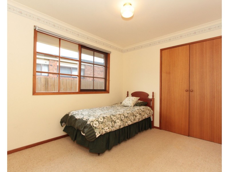 30 Anne Street, Rosebud VIC 3939