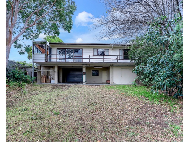 8 Wilson Crescent, Dromana VIC 3936
