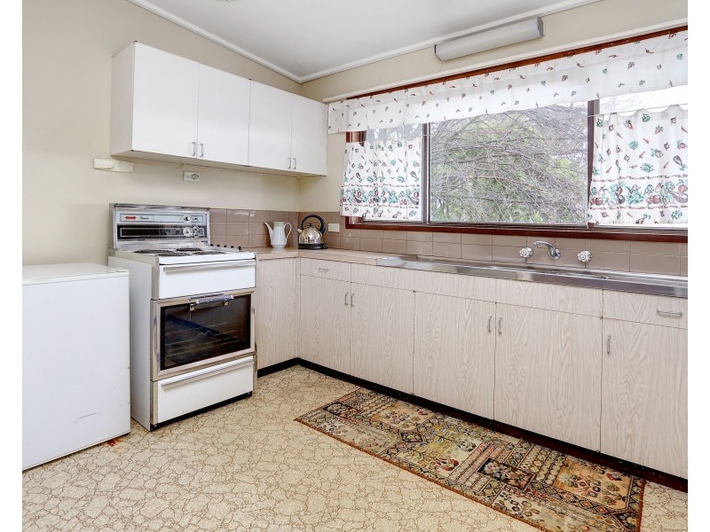 8 Wilson Crescent, Dromana VIC 3936