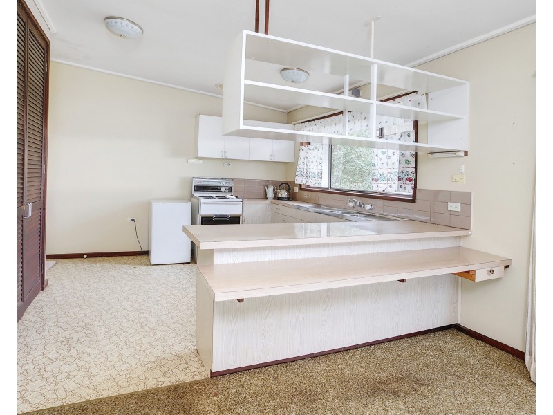 8 Wilson Crescent, Dromana VIC 3936