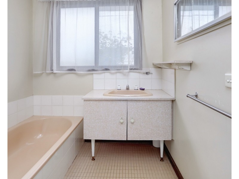 8 Wilson Crescent, Dromana VIC 3936