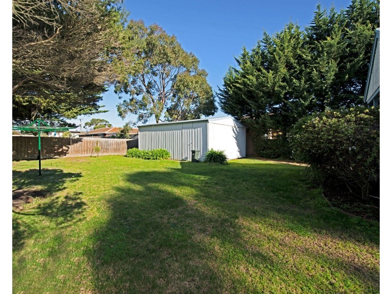 4 Iluka Street, Safety Beach VIC 3936
