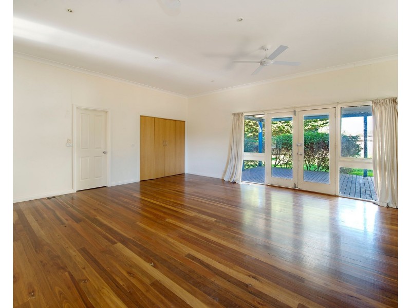 4 Iluka Street, Safety Beach VIC 3936