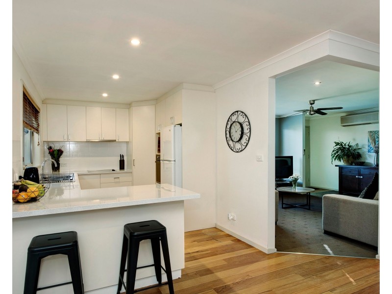 10 Bienias Crescent, Tootgarook VIC 3941