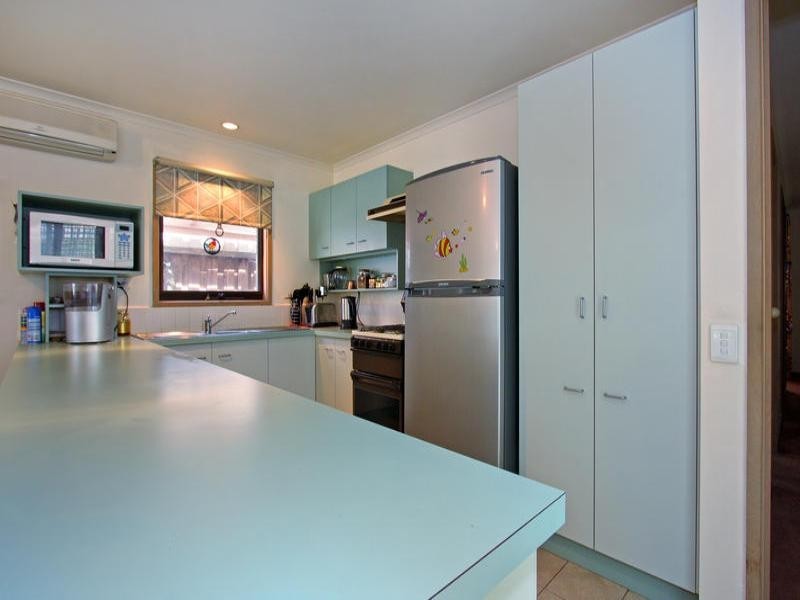 92 Second Avenue, Rosebud VIC 3939