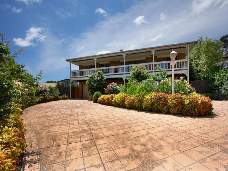 17 Seabrook Avenue, Rosebud VIC 3939