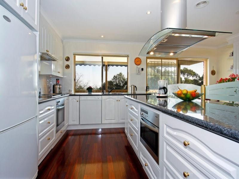 17 Seabrook Avenue, Rosebud VIC 3939