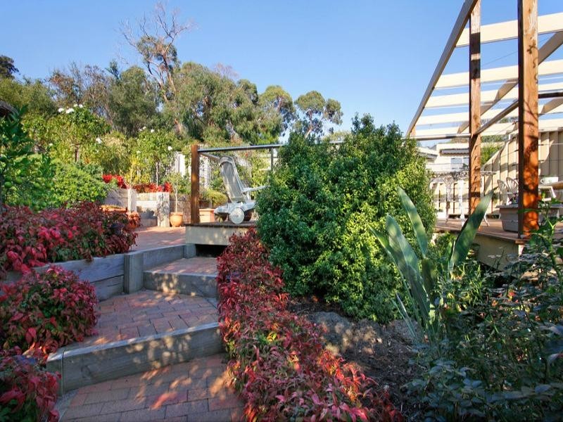 17 Seabrook Avenue, Rosebud VIC 3939