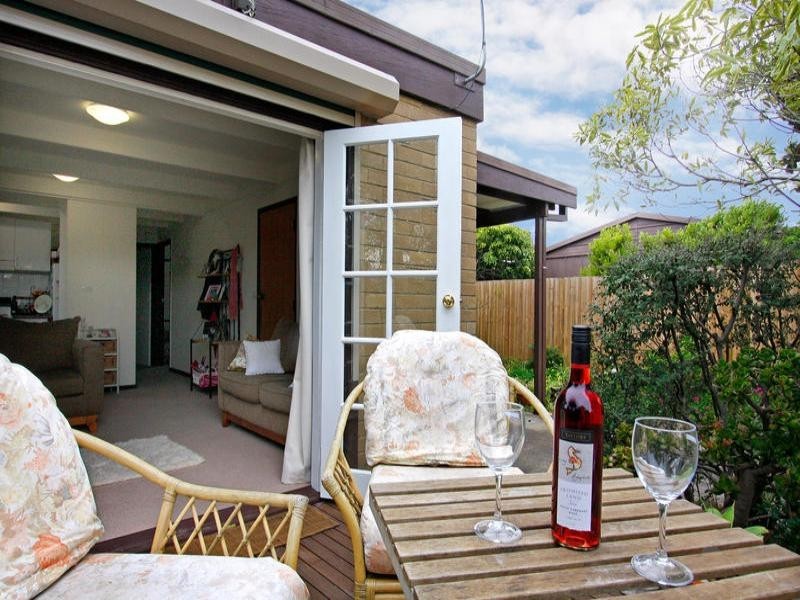 197 Sixth Avenue, Rosebud VIC 3939