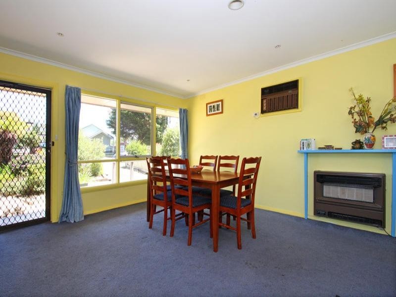 13 Potton Avenue, Rosebud VIC 3939