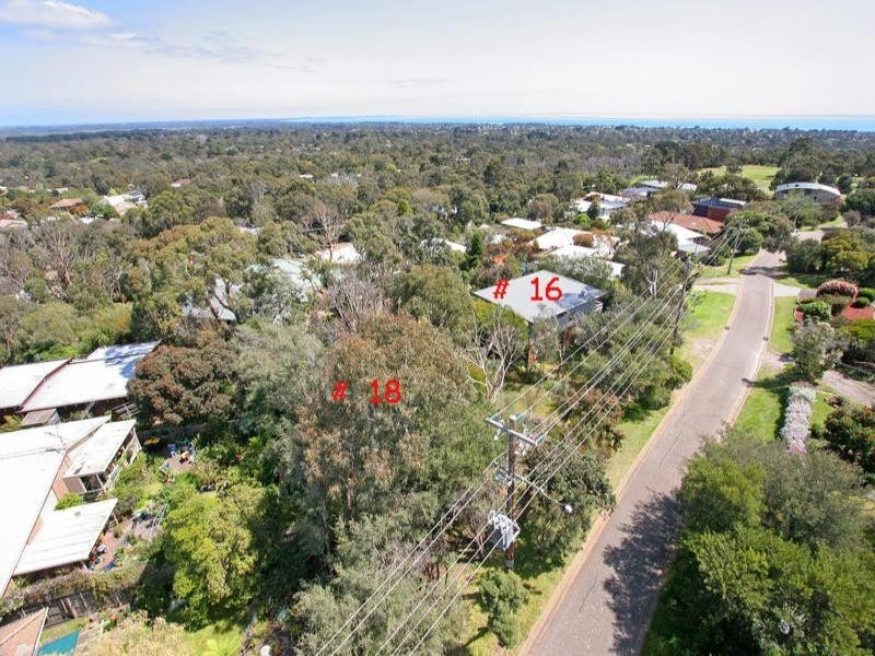 16 Crest Drive, Rosebud VIC 3939