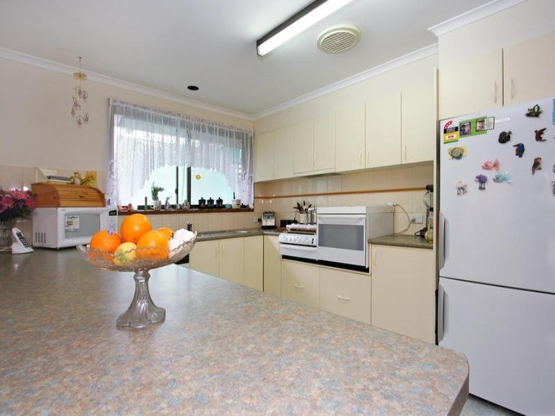 215 Jetty Road, Rosebud VIC 3939