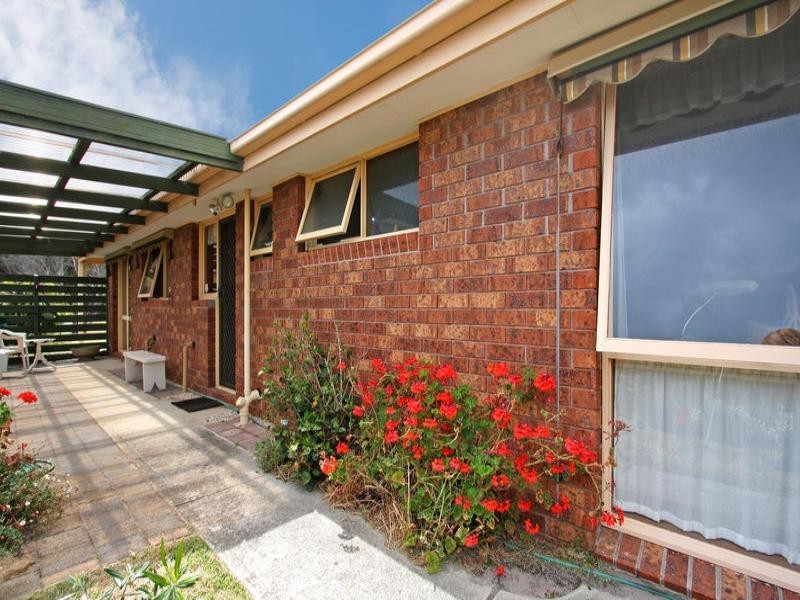 2 Shearwater Place, Rosebud VIC 3939