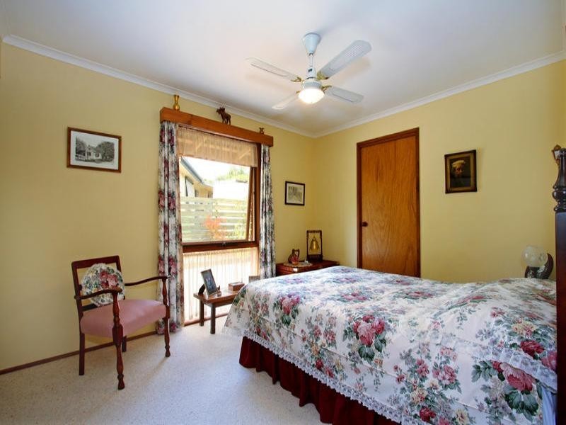 2 Shearwater Place, Rosebud VIC 3939