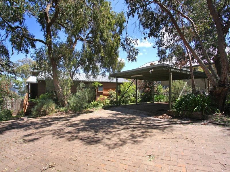 28 Goolgowie Street, Rosebud VIC 3939