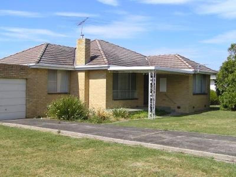 2 The Drive, Rosebud VIC 3939