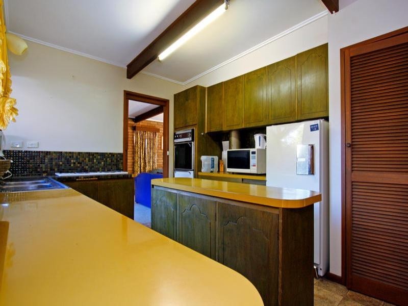 4 The Avenue, Mccrae VIC 3938