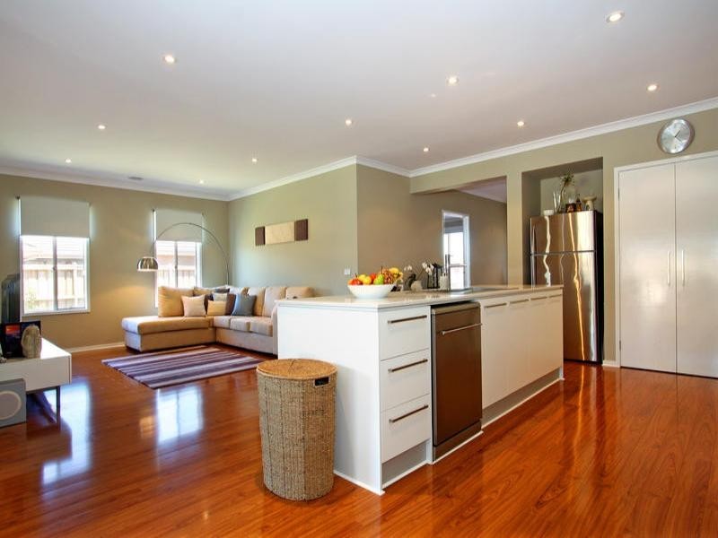 18 Peninsula Sands Boulevard, Rosebud VIC 3939