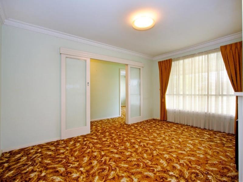 2 The Drive, Rosebud VIC 3939