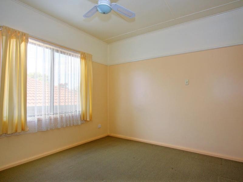 120 Ninth Avenue, Rosebud VIC 3939