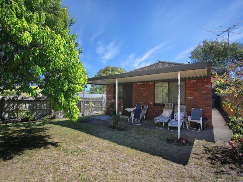 25 Sixth Avenue, Rosebud VIC 3939