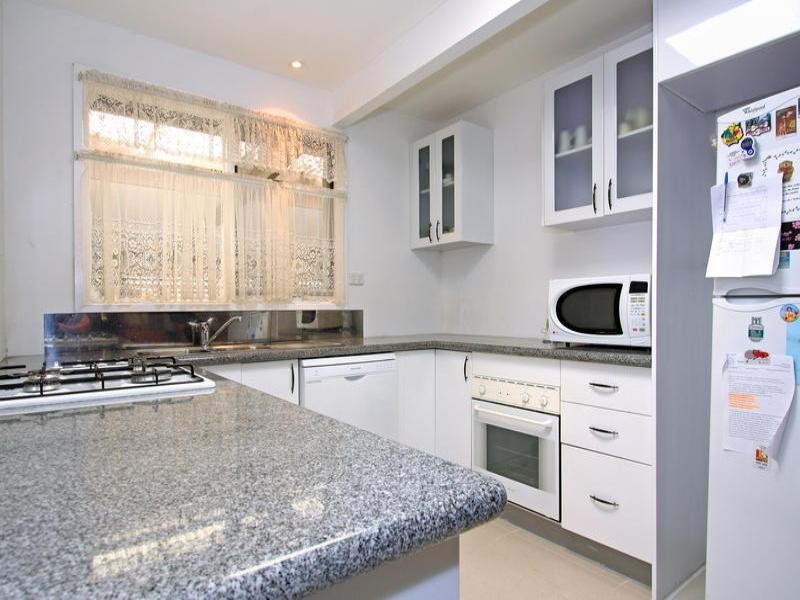 4 Cleeland Court, Rosebud VIC 3939