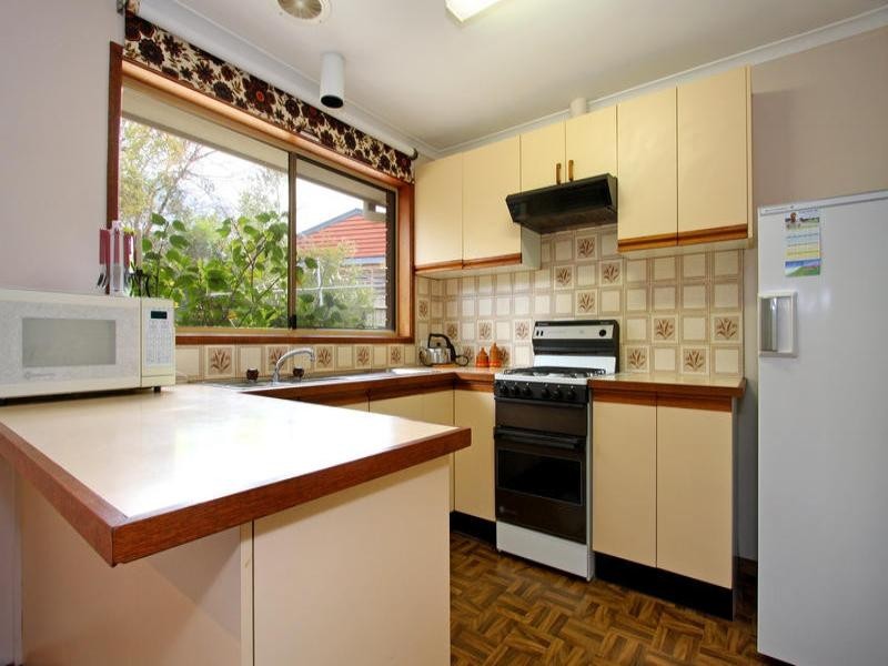 9 Nullawarre Avenue, Rosebud VIC 3939