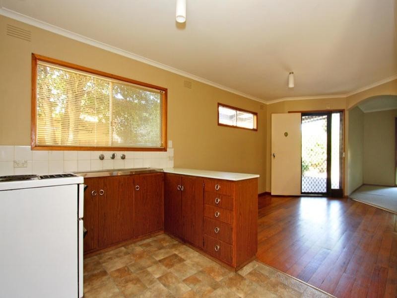 145 Ninth Avenue, Rosebud VIC 3939