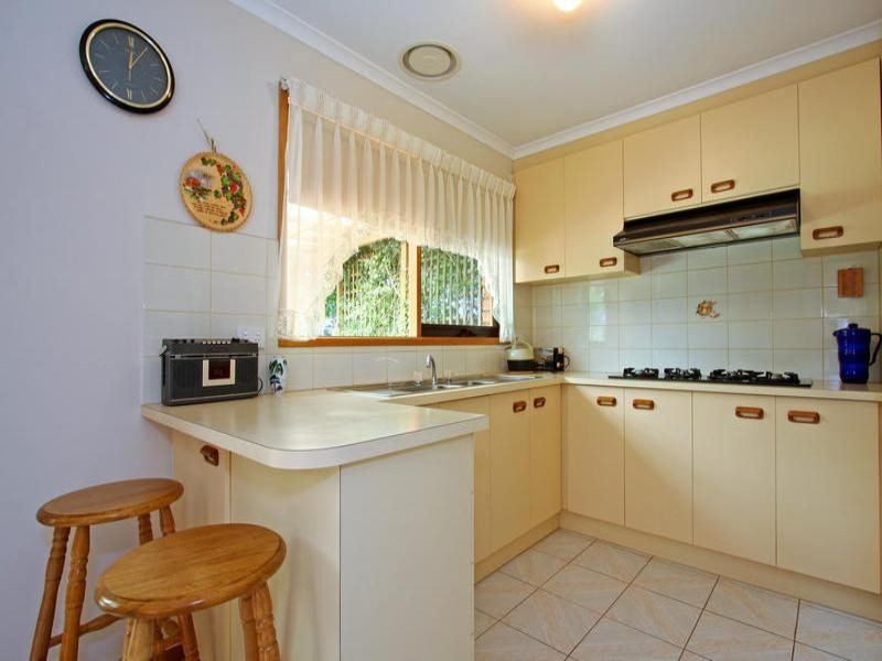 17 Tern Avenue, Rosebud VIC 3939