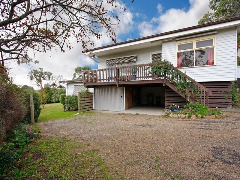 16 Murray Street, Mccrae VIC 3938