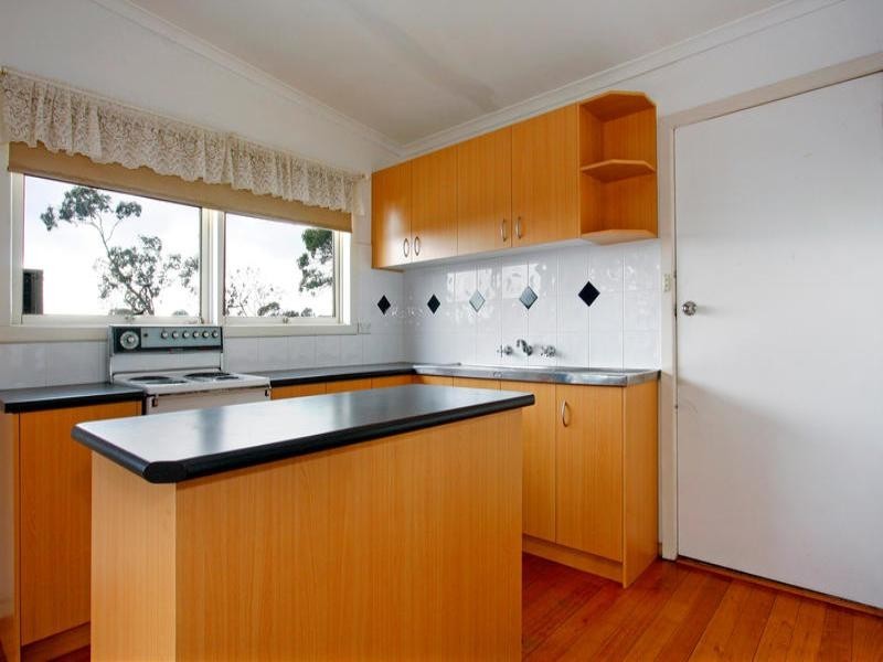 16 Murray Street, Mccrae VIC 3938