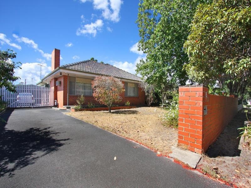 8 Sundew Avenue, Rosebud VIC 3939