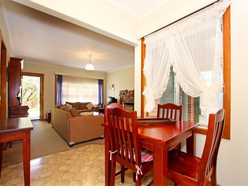8 Sundew Avenue, Rosebud VIC 3939