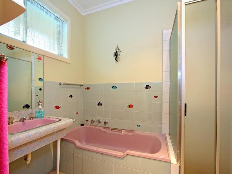 8 Sundew Avenue, Rosebud VIC 3939