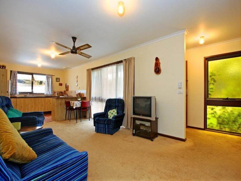 48 First Avenue, Rosebud VIC 3939