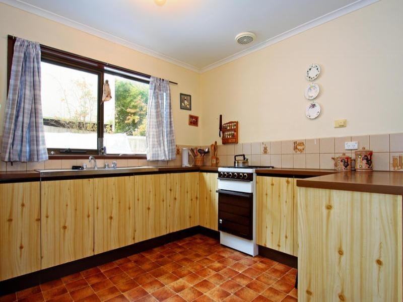 48 First Avenue, Rosebud VIC 3939