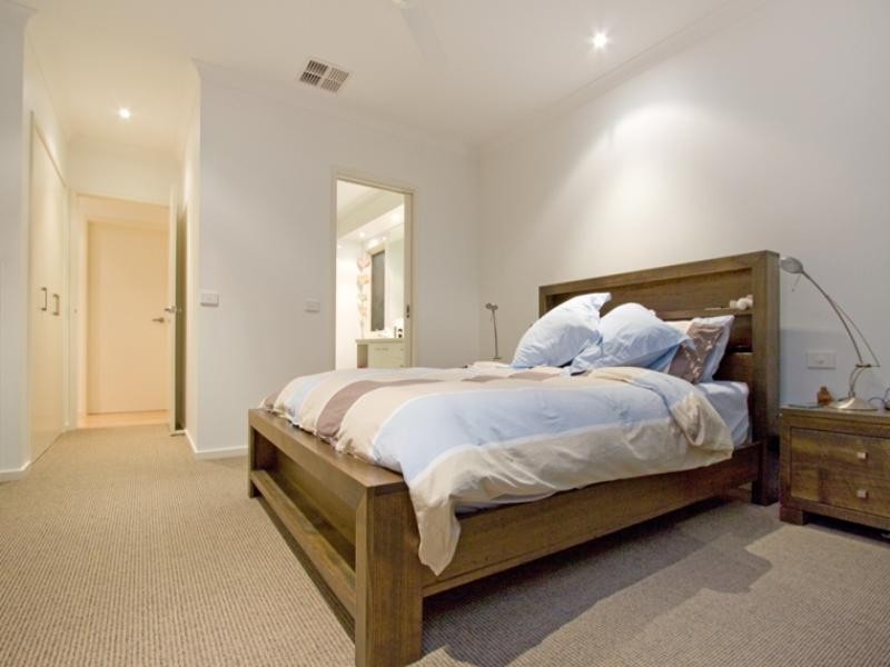 19 Austin Avenue, Mccrae VIC 3938