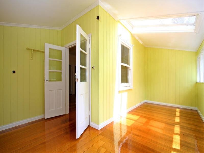 16 First Avenue, Rosebud VIC 3939