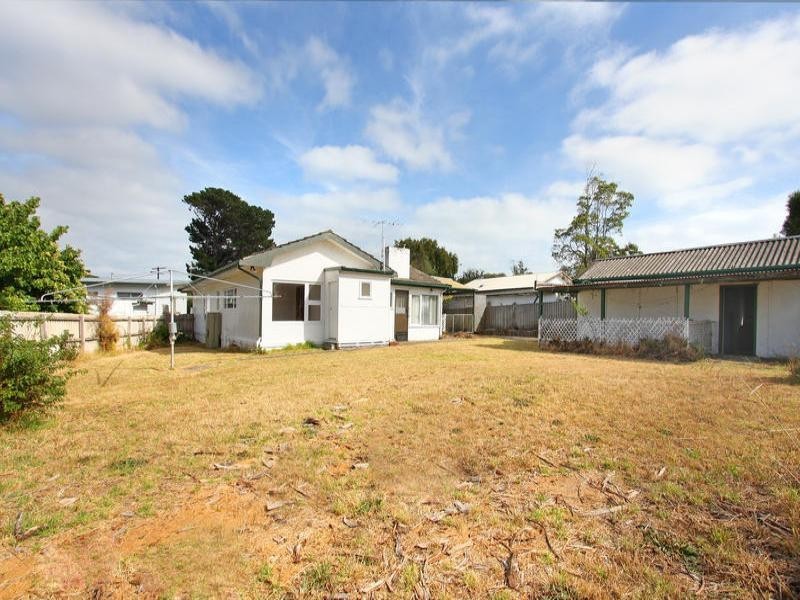 15 Windella Avenue, Rosebud VIC 3939