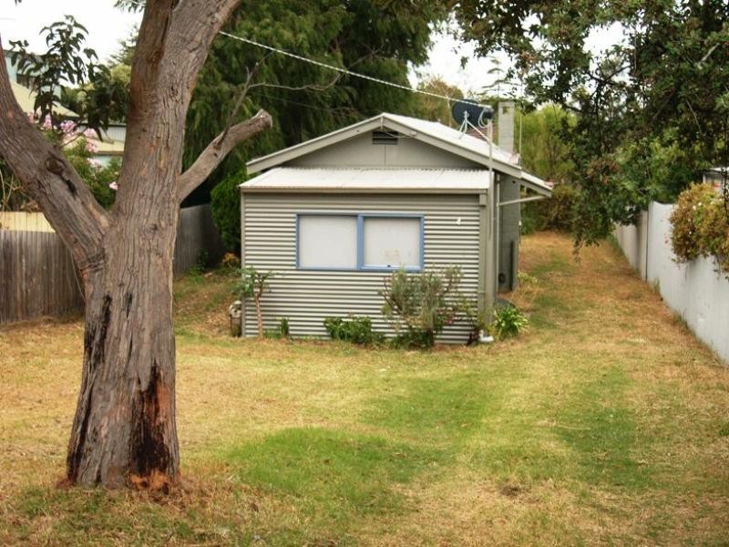 4 Gipps Street, Rosebud VIC 3939