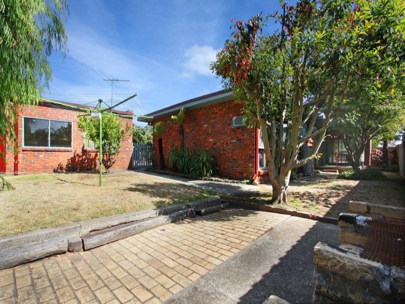 17 Harverson Drive, Rosebud VIC 3939