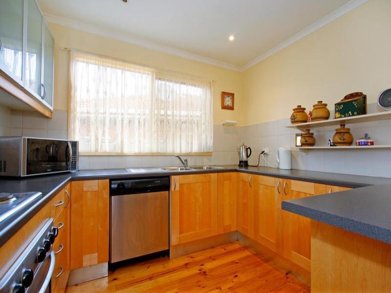 16 Kooringa Court, Rosebud VIC 3939