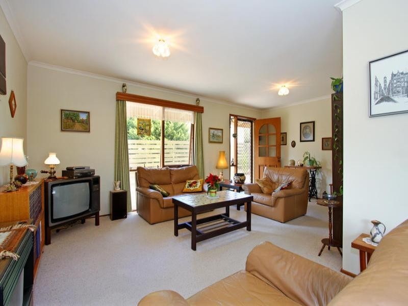 2 Shearwater Place, Rosebud VIC 3939