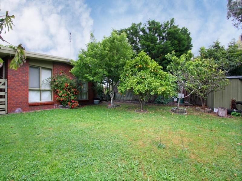 10 Carcoola Court, Rosebud VIC 3939