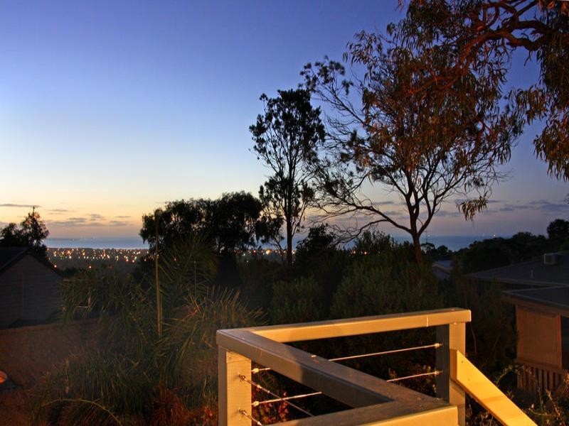 20 Murawa Drive, Rosebud VIC 3939