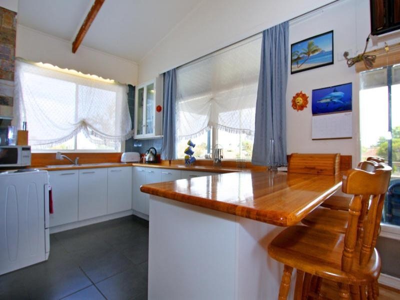 43 Fifth Avenue, Rosebud VIC 3939