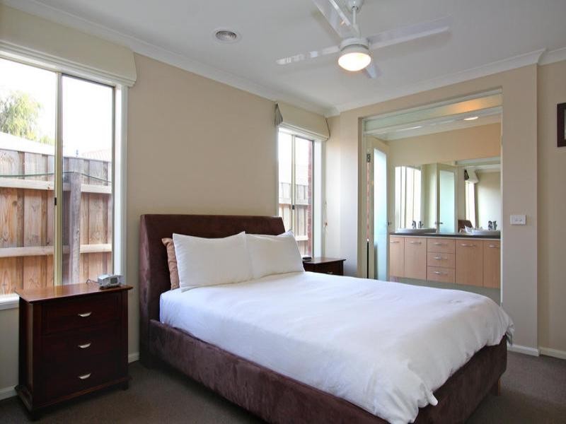 55 Curlew Drive, Rosebud VIC 3939