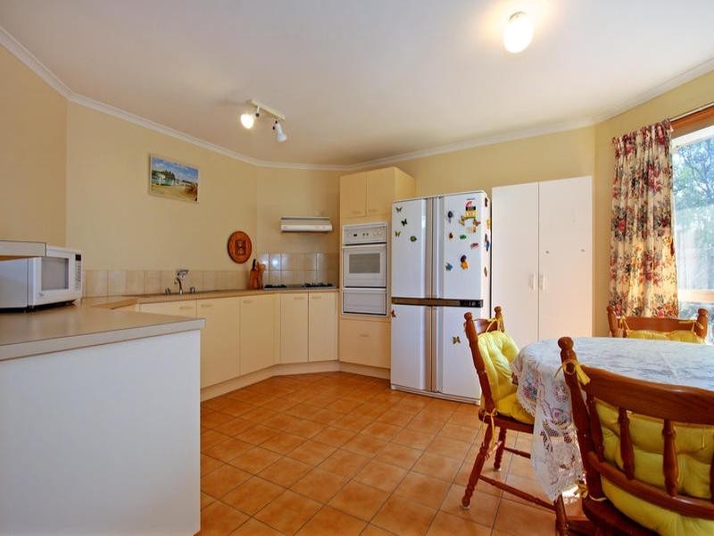 8/21a Howqua Drive, Rosebud VIC 3939