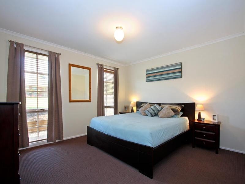32 Armstrong Road, Mccrae VIC 3938