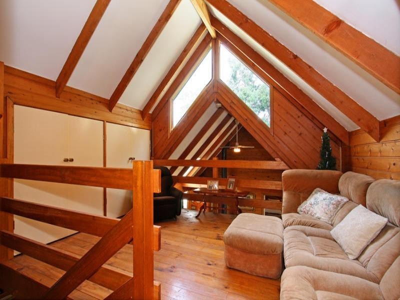 13 Yambill Avenue, Rosebud VIC 3939